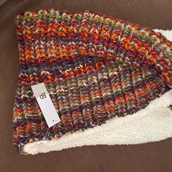 BP scarf 🧣 - Picture 2 of 2